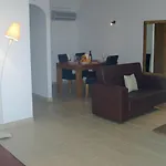 Apartman Stunning 1-bed In Olhos De Agua *
