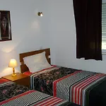 Stunning 1-bed In Olhos De Agua Apartman *