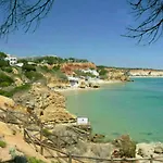Stunning 1-bed In Olhos De Agua Apartman