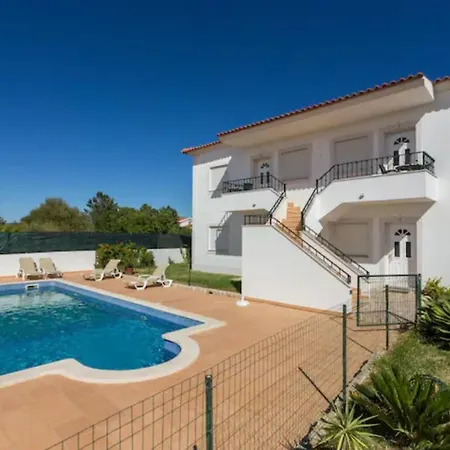 Appartement Stunning 1-bed In Olhos De Agua *