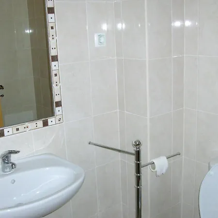 Stunning 1-bed In Olhos De Agua Appartement